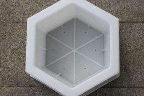 護坡六棱塊塑料模具你了解多少？
